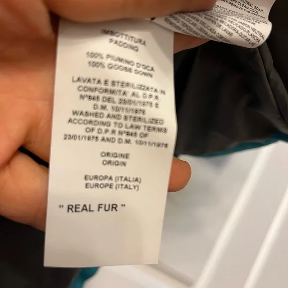 Versace down Jacket - Picture 11 of 16